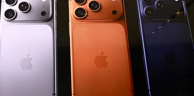 Apple Raup Rp 1.600 Triliun, iPhone 17 Bikin Cuannya Meledak?