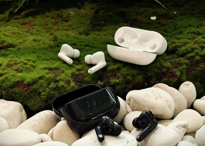 Charging case Huawei FreeBuds SE 4 ANC dengan daya tahan 50 jam