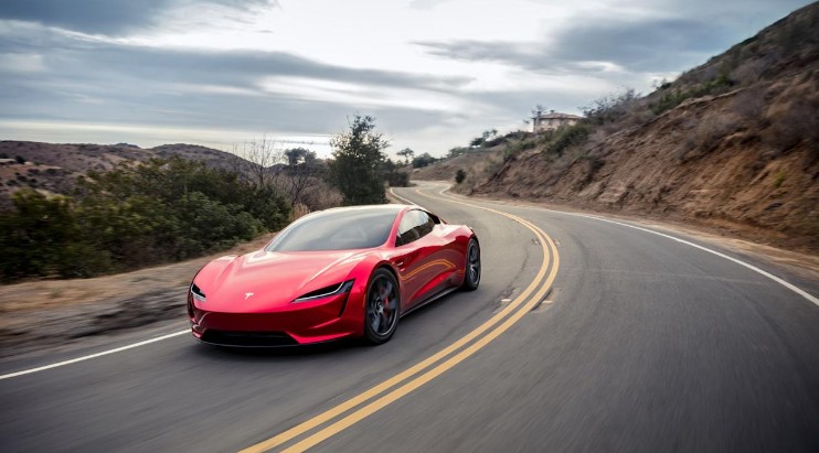 Elon Musk Ungkap Rencana Luncurkan Mobil Terbang Sebelum Akhir Tahun