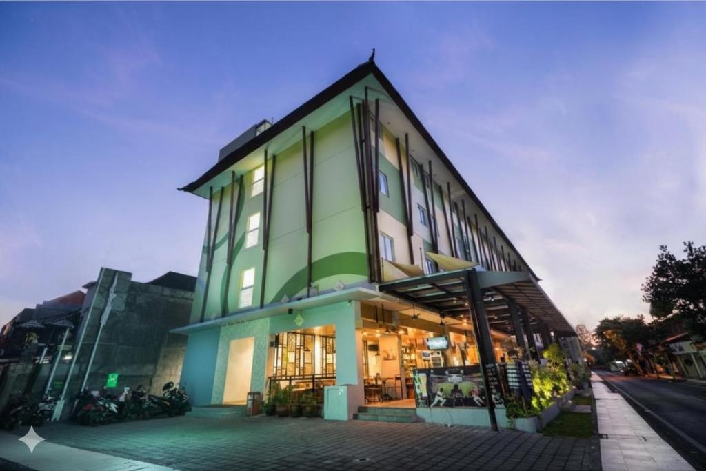 PRISM Perkenalkan Aplikasi CheckIn di Indonesia