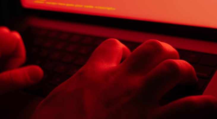 Sistem Pemerintah dan Teknologi AS Disusupi Malware Brickstorm