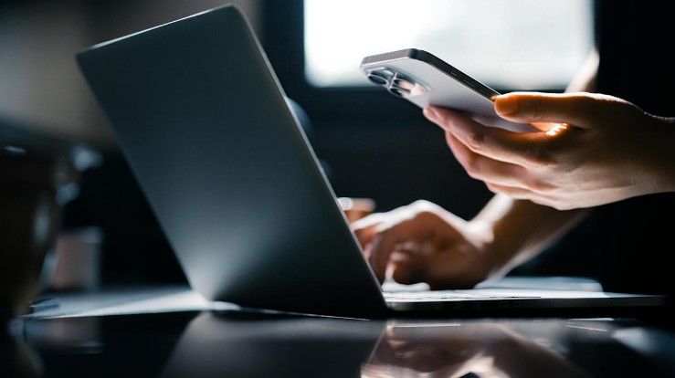 Google Akan Hentikan Laporan Dark Web Mulai Awal Tahun Depan