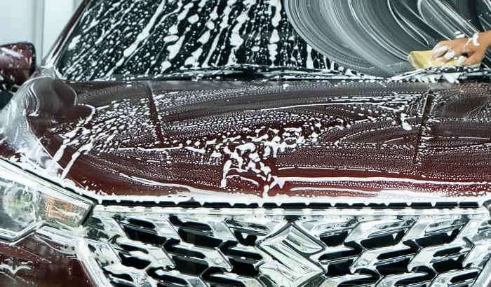 6 Tips Perawatan Mobil Saat Cuaca Ekstrem dan Hujan Deras