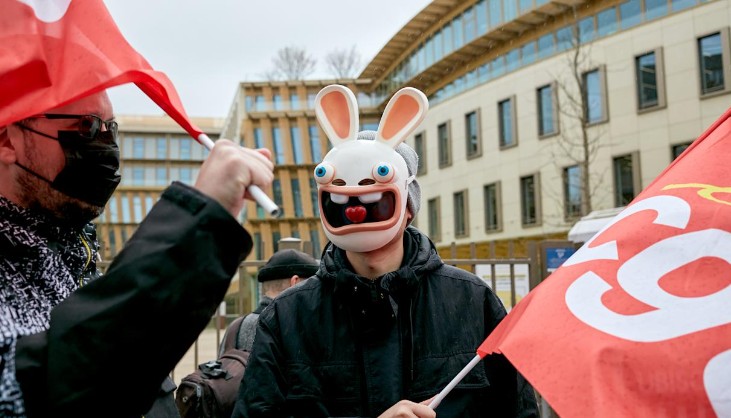 Protes PHK, Ribuan Staf Ubisoft Turun ke Jalan