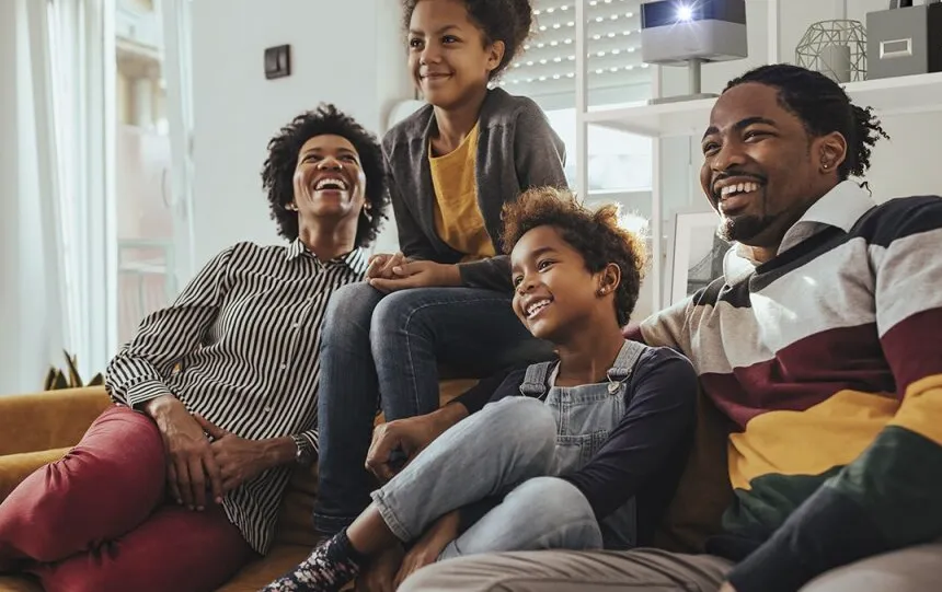 Epson Luncurkan Proyektor Lifestudio Pop dan Flex untuk Gaya Hidup Hybrid