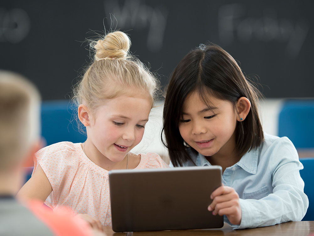 Anak Palsukan Usia, Platform Diminta Deteksi Perilaku