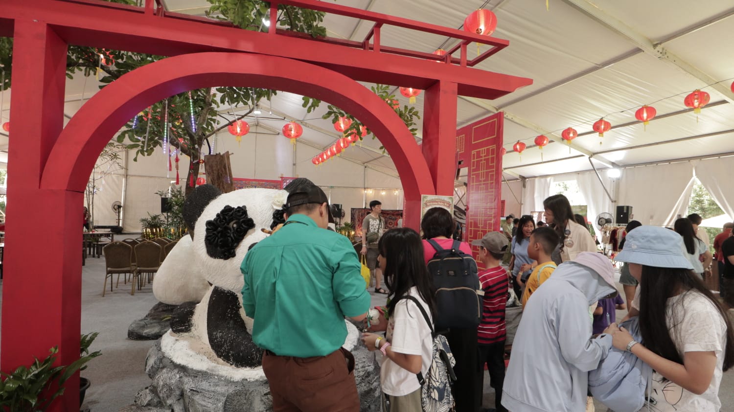 Bayi Panda Pertama Indonesia Jadi Bintang Panda Fest 2026