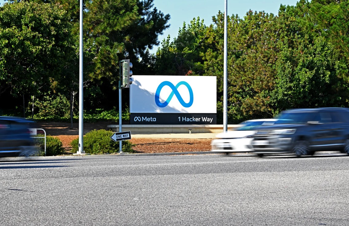 Meta Berencana PHK Hingga 20 Persen Karyawan