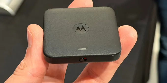 Motorola's new Android Auto wireless dongle