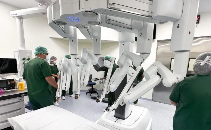 Gak Cuma Canggih! Operasi Robotik Siloam Bikin Pulih Lebih Cepat