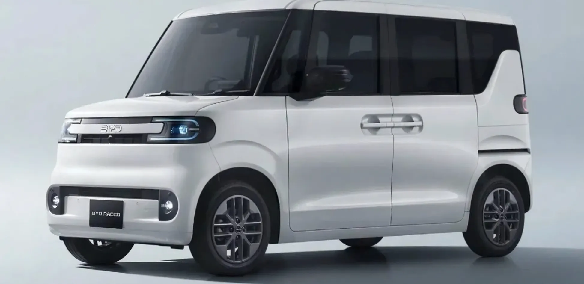 BYD vs Toyota di Jepang: Perang Subsidi yang Bikin Harga Mobil Listrik Jungkir Balik